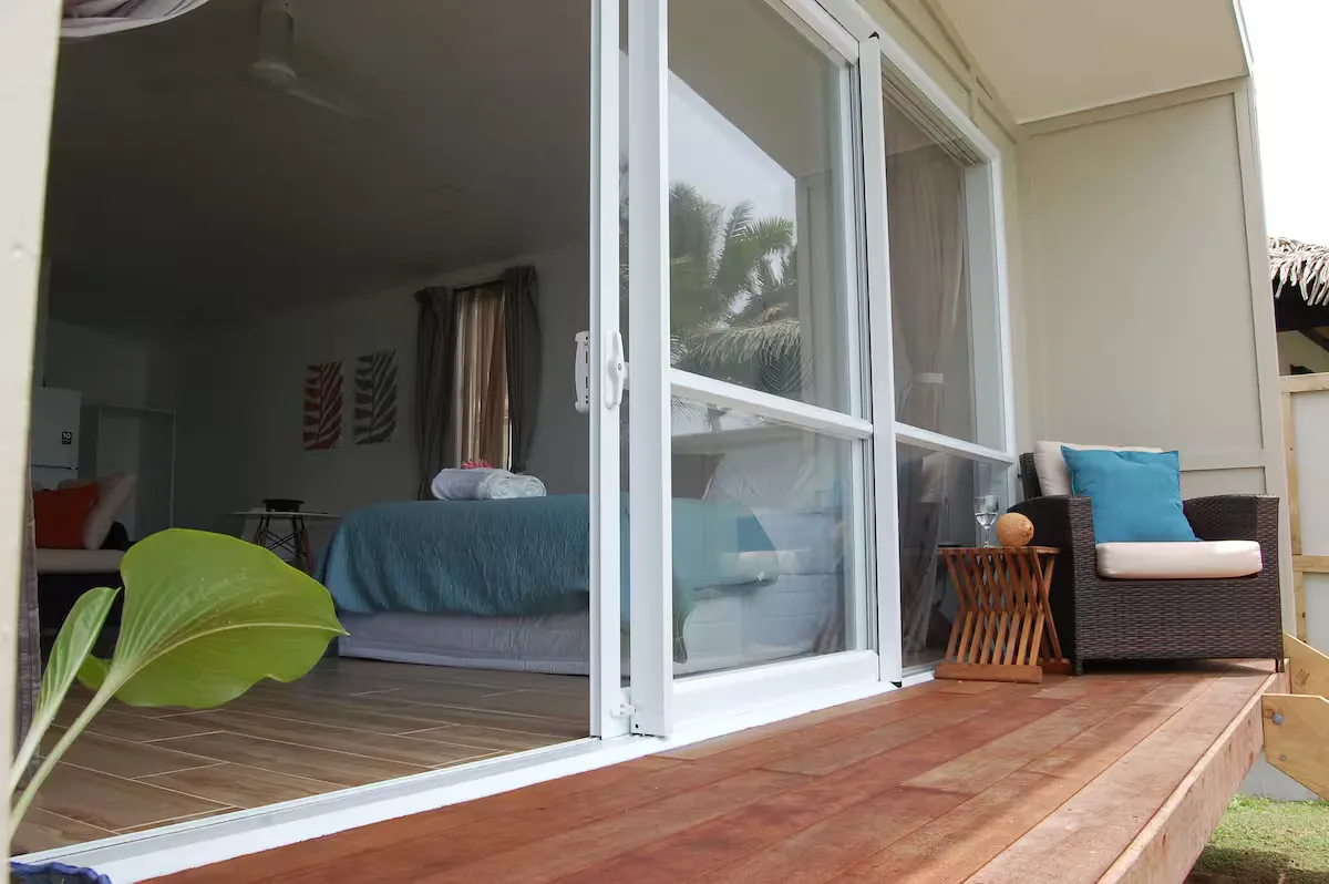 Tavake Beachfront Bungalow - Image 13